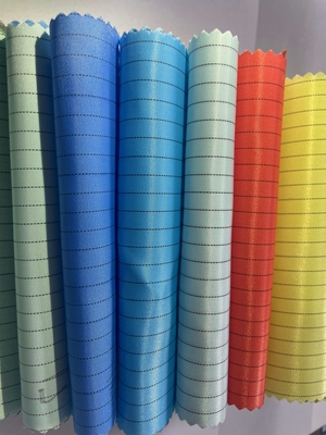 tela tejida antiestática estática anti del ESD del diseño de la raya de 110gsm 5m m para la fabricación industrial de la ropa