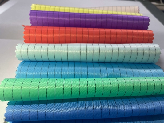 tela antiestática del ESD del carbono del poliéster de la raya del poliéster 5m m del ESD 130GSM