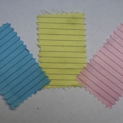 Poliéster estático anti de la capa del laboratorio de las telas de 75D*75D ESD para el recinto limpio