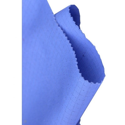 Materias textiles estáticas antis a prueba de polvo de las telas del ESD de la prenda impermeable para el uniforme del taller