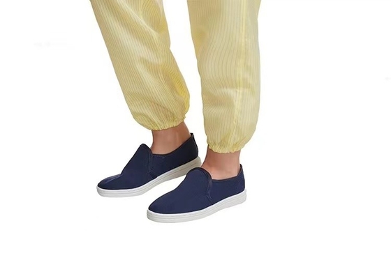 Workwear libre de polvo del ESD del sitio limpio del poliéster estático anti encapuchado de la ropa